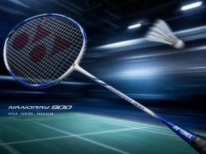Yonex Nanoray 900 badminton racket