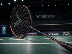 Victor Thruster HMR badminton racket