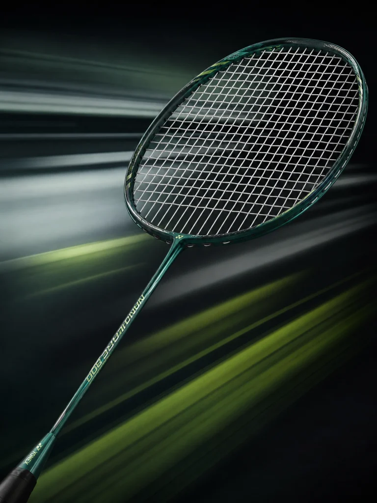 Yonex Nanoflare 800